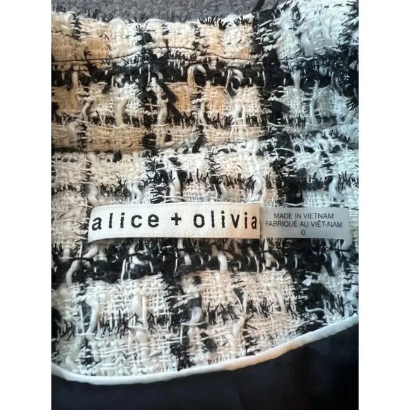 $895 Alice + Olivia Justin White Tweed Big Pearls Embellished Blazer Sz 0 - Picture 10 of 16